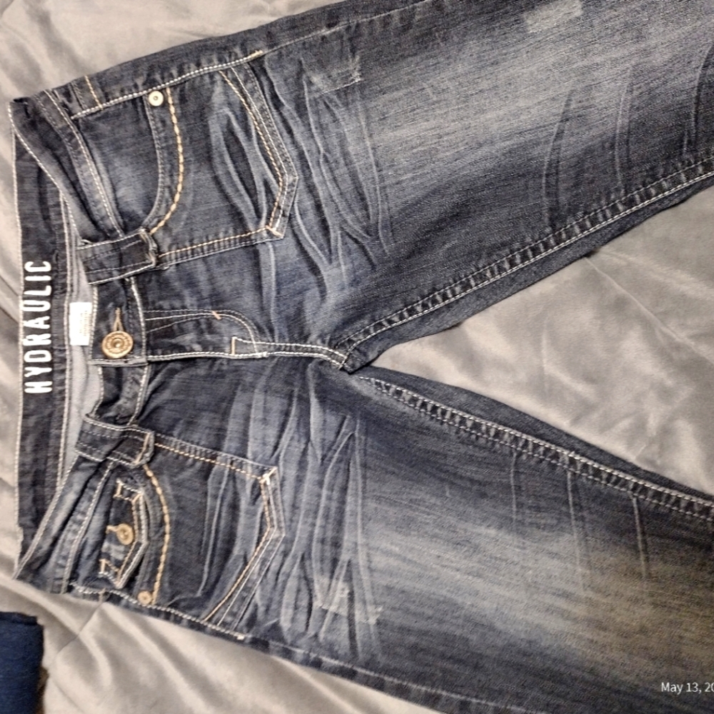 Hydraulic jeans